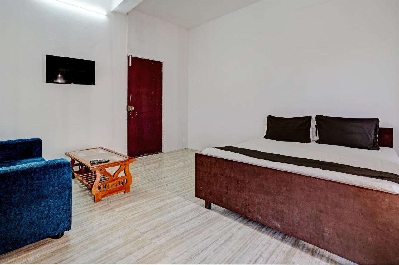 Oyo Flagship Ecr Goa Beach Resort Chennai Bagian luar foto