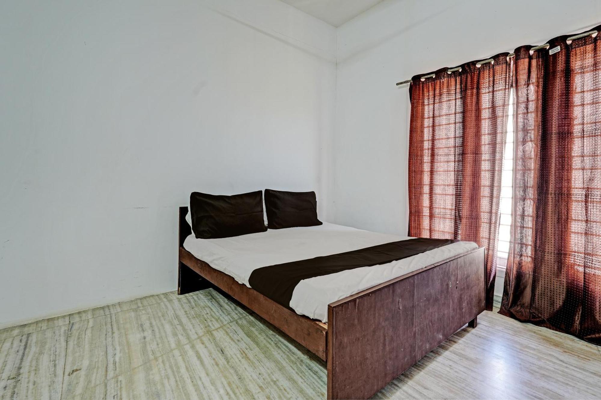 Oyo Flagship Ecr Goa Beach Resort Chennai Bagian luar foto